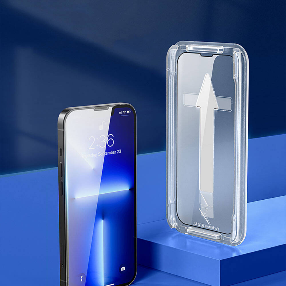 Apple iPhone 13 Recci RSP-A10 HD Temperli Cam Ekran Koruyucu + Kolay Uygulama Aparatlı Siyah