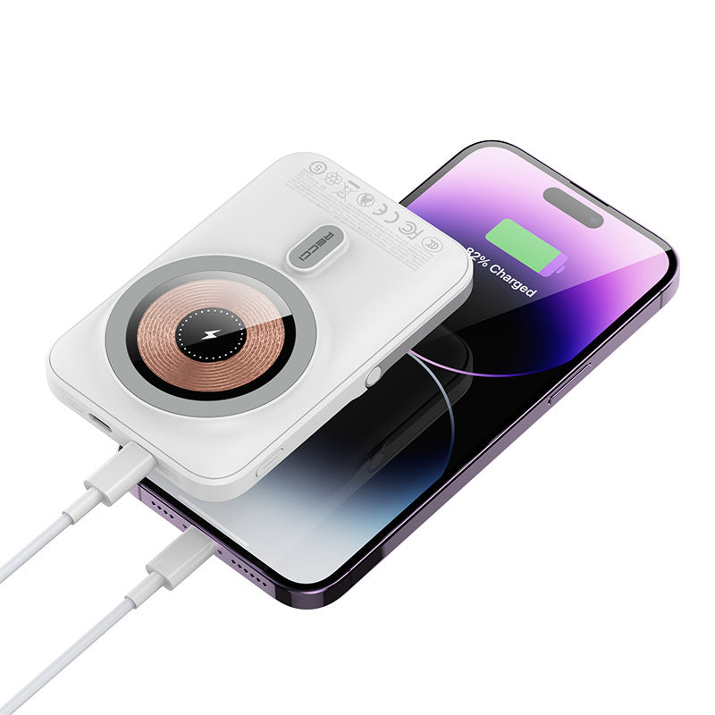 Recci RPB-W08C Mechanic Serisi Dijital LED Ekranlı Standlı Kablosuz Powerbank 10000mAh 15W Beyaz