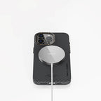 Apple iPhone 15 Kılıf Recci Machinist Serisi M-safe Şarj Özellikli Magnetik Karbon Kapak Gri