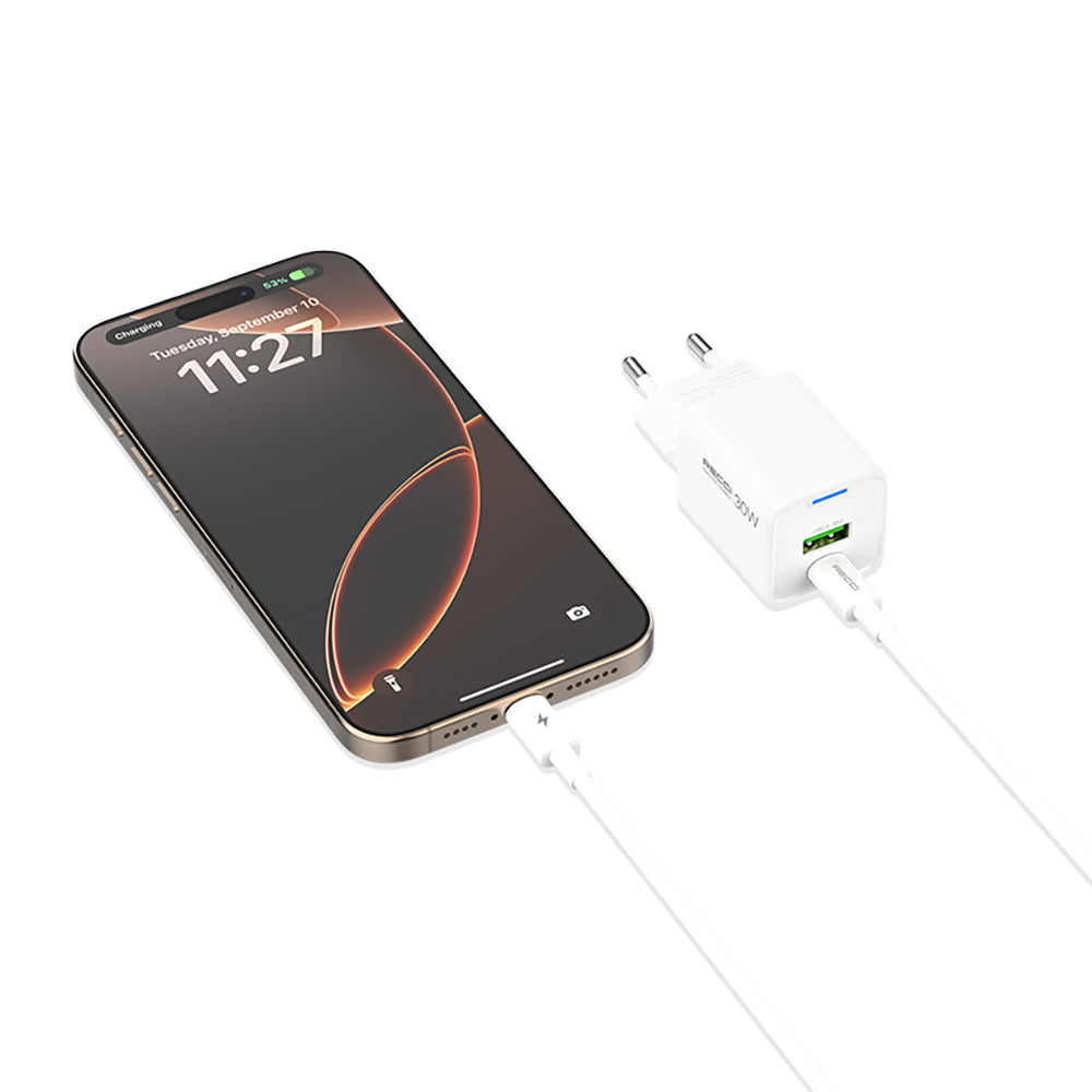 Recci RC107E Type-C PD & USB-A GaN Teknolojili Hızlı Şarj Başlığı 30W Beyaz