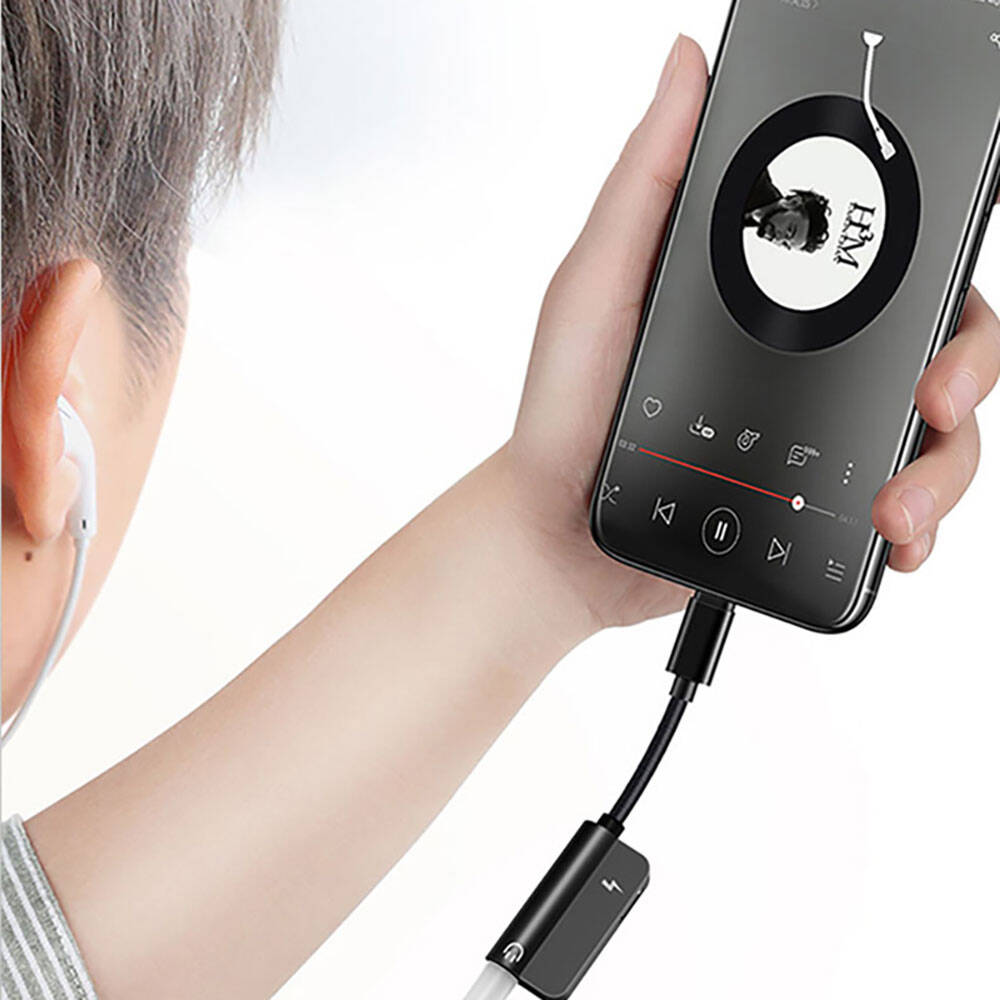 Recci RDS-A06 Lightning 2in1 Şarj ve Ses Adaptörü Siyah