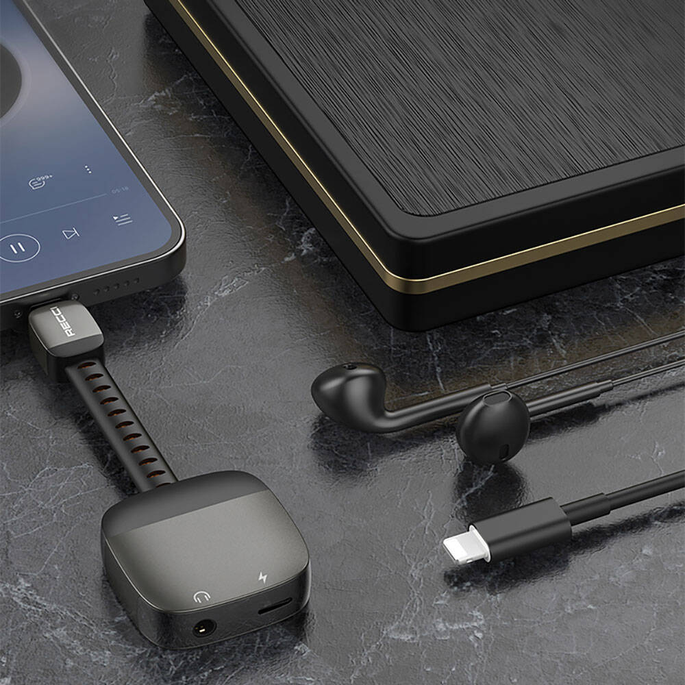 Recci RDS-A12 Lightning 2in1 Şarj ve Ses Adaptörü Siyah
