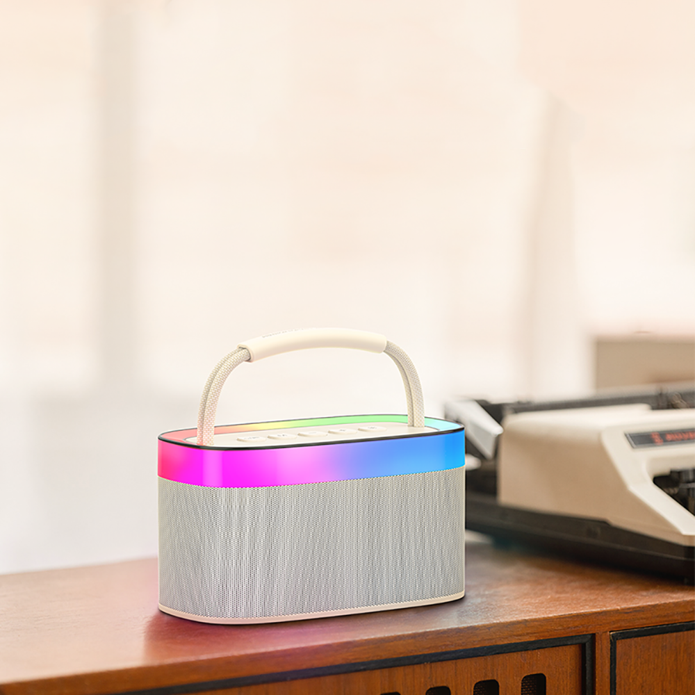 Recci RSK-W40 Phantom Serisi Taşınabilir Kablosuz Bluetooth Hoparlör Beyaz